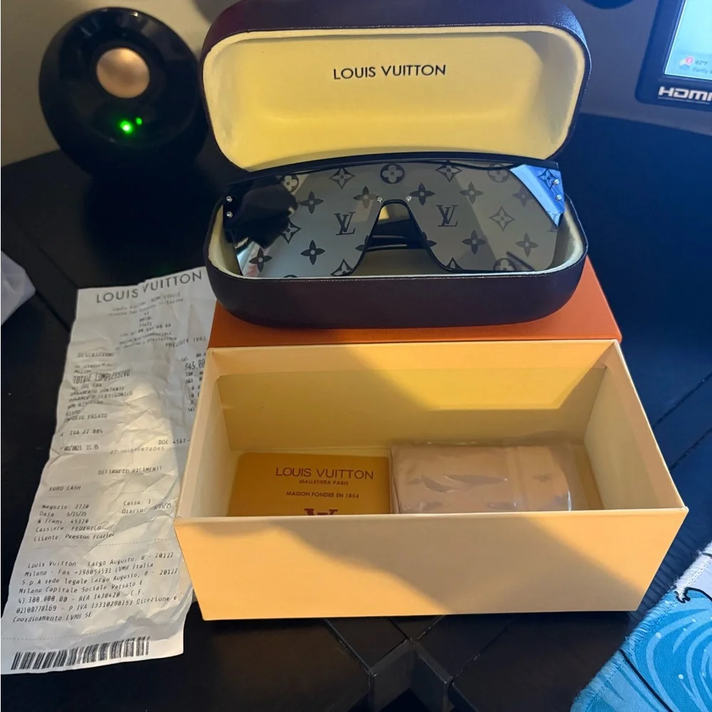 Louis Vuitton Black VR Case Sleek Design